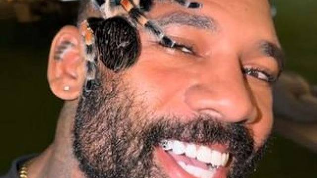 墨西哥红膝头捕鸟蛛 #抖音看世界 #神奇动物在抖音 #国外视频分享 #奇妙的动物 #宠物