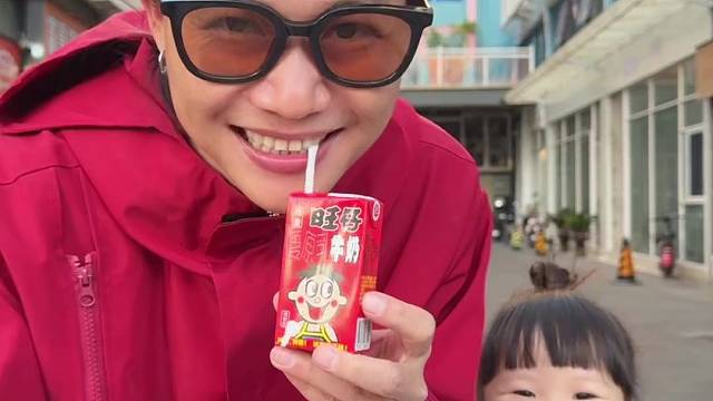 3岁小孩跑这么快？？？？？