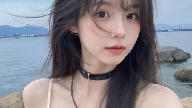 被黄体铜茶的温柔感狠狠拿捏了 开罐就是清新草本气息，冲泡后香气萦绕鼻尖，入口温润丝滑，后调带着自然回