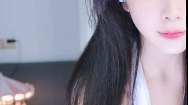 美女跳舞我看看有流量的话继续更新