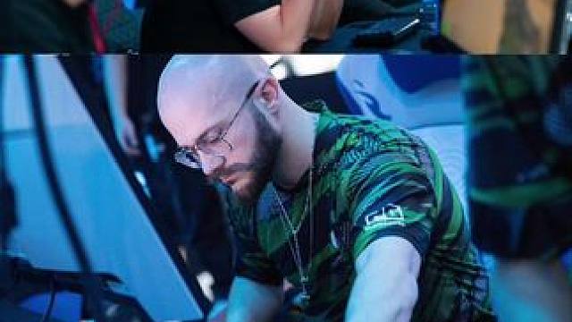 CFS的孤胆英雄，全靠热爱支撑的一位传奇老将，今年SWG很大可能再次折戟在小组赛#穿越火线 #202