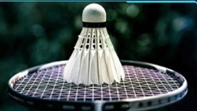 还在靠反应接球？别傻了！高手在击球前0.5秒，全身都是破绽#羽毛球 #羽毛球知识 #羽毛球预判 #羽