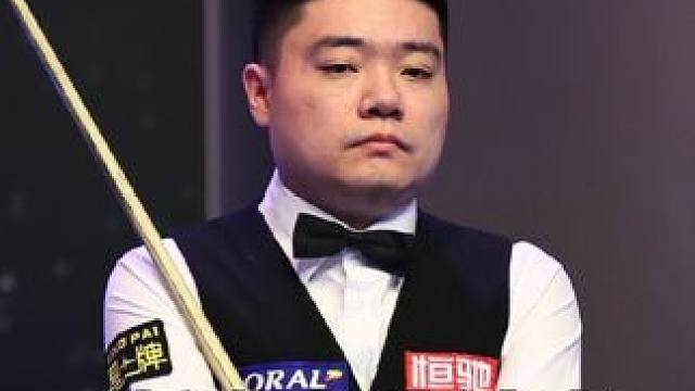 最新比赛，丁俊晖首局非常硬朗的清台制胜，精准控球拿下开门红！#斯诺克 #台球  #丁俊晖 #斯诺克英