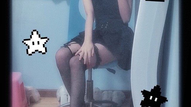 你总是痛斥我的阴郁你始终没爱过我的不完美。