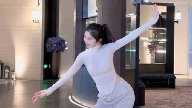 太阳不是你的 但阳光是你的#中国舞#日喀则#藏族舞#民族舞蹈舞出民族特色#抖音热门舞蹈计划