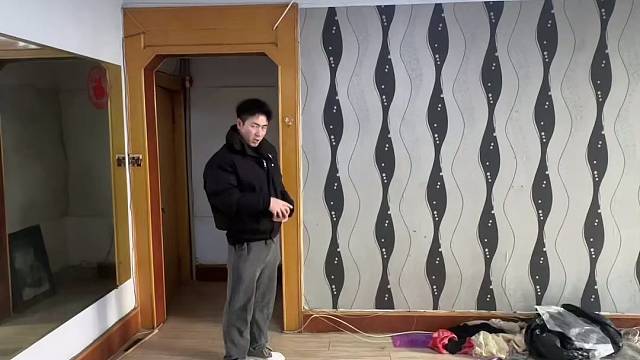 这房子赶上大车店了