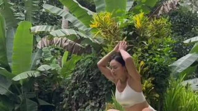 这是一节200美金的私教课，贵，但值得 #瑜伽 #瑜伽私教 #价值观 #成长 #投资自己