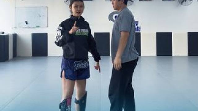 分享一个实用内围技术 #泰拳教学 #西安泰拳大琳子 #西安第一泰拳女靶师 #西安自由教练 #泰拳