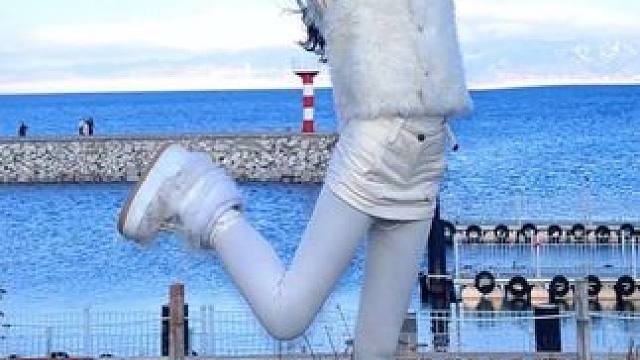 好幸福！赛里木湖旁的what is love⛰️ #whatislove #Twice #抖音热门舞