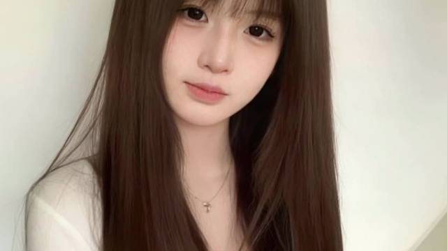 我最信任的人教会我不要相信任何人