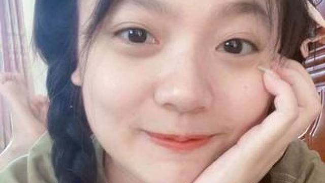 不准偷偷看 ～#对口型飙演技 #治愈系笑容 #甜妹 #活泼开朗的小姑娘 #爱笑女孩