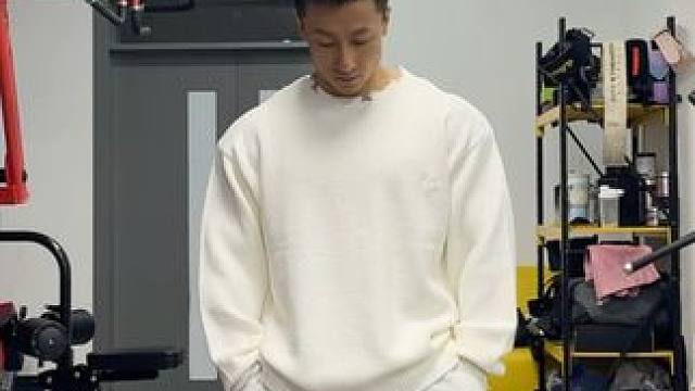 鹿家门美式破坏风毛衣 宽松落肩版型，上身慵懒感拉满！#健身穿搭 #毛衣 #针织衫 #鹿家门 #秋冬穿