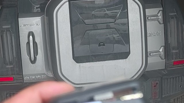 乌鲁木齐市专业GPS定位安装拆除，提供GPS定位一站式解决方案: 检测、拆除、安装。一律包拆干净，不