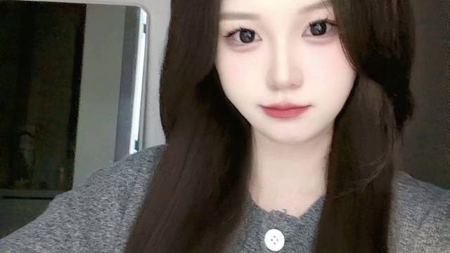 你说有我在你会心安 但是你给我的备注是干直播的长得一般