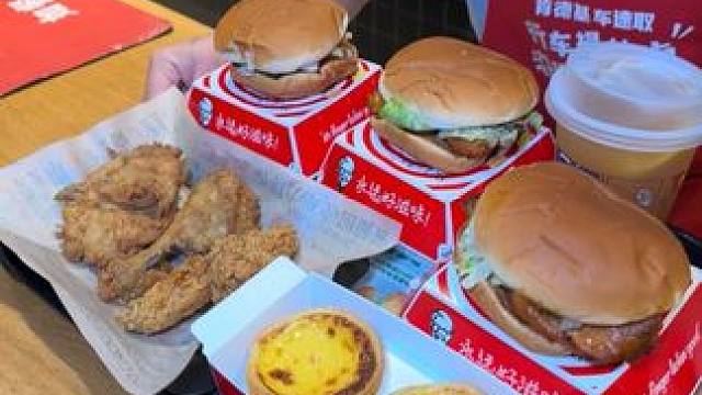 谁懂KFC周末疯狂拼的救赎感！59.9可以到手9件套！ #