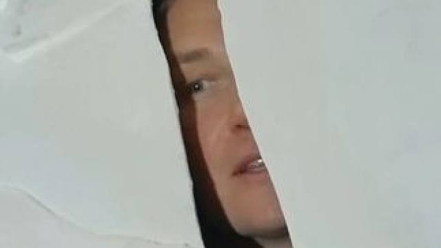 战斗民族硬核躲猫猫大赛 玩家花样百出，谁能成为最后的赢家并获得百万奖金