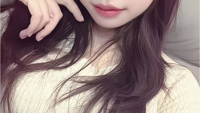 喜欢小猫就要爱她锋利的爪子