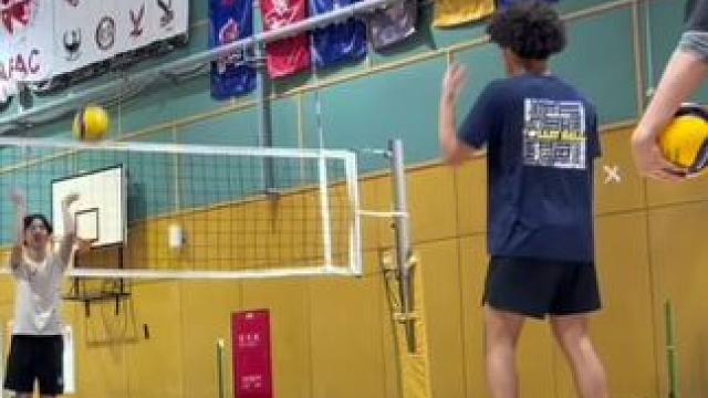 Tempo 后排 #排球 #排球扣球 #扣球 #排球体育生 #卷毛