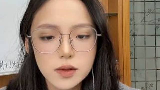 爱一个人其实最缺乏的就是勇敢。#情感