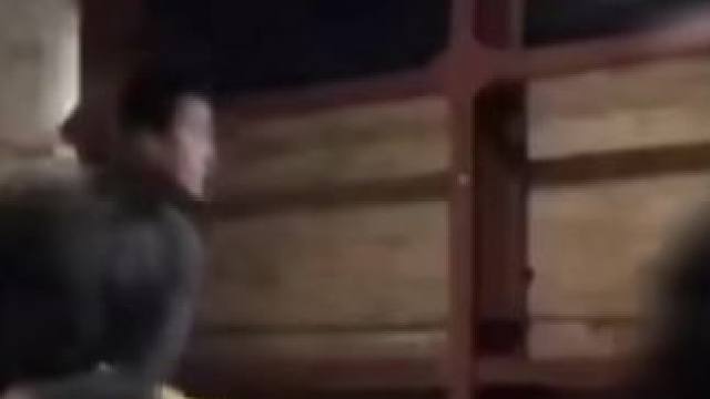 纵使你们都是以一挡百的高手 今日我也要护她周全#暴力美学