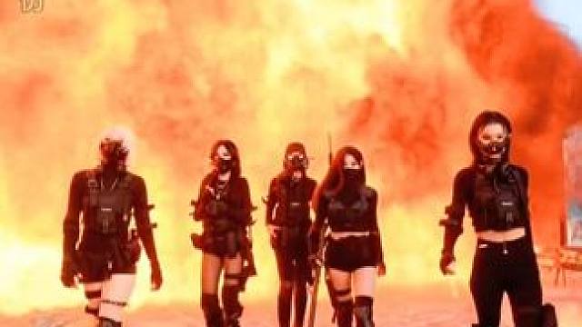 不好意思 今天火气有点大 #爆炸特效 #变装 #覆面系 #2025请记住我的名字 #热点记忆2025