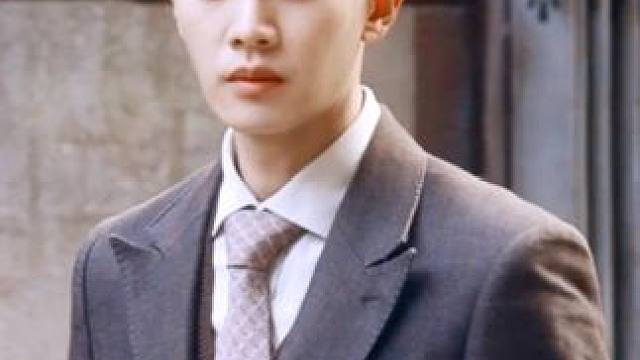 舍小家为大家，何贤值得“先生”二字！#风与潮还原真实澳门风云 #风与潮 #任嘉伦