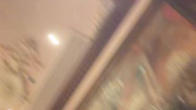 头发乱乱嘟><…