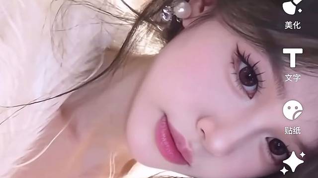 我的沉默不语 并不是无话可说 我这一路走过来 真的一言难尽.