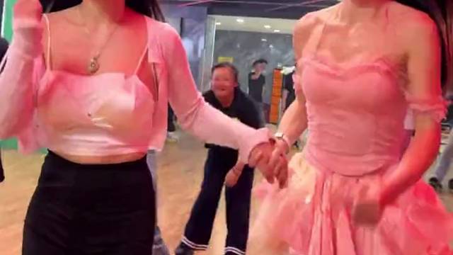 有的东西天生有的是羡慕不来的，就像我这条视频一样