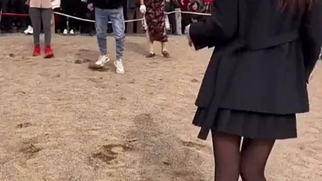 你看女人要是不同意  你根本不可能得逞