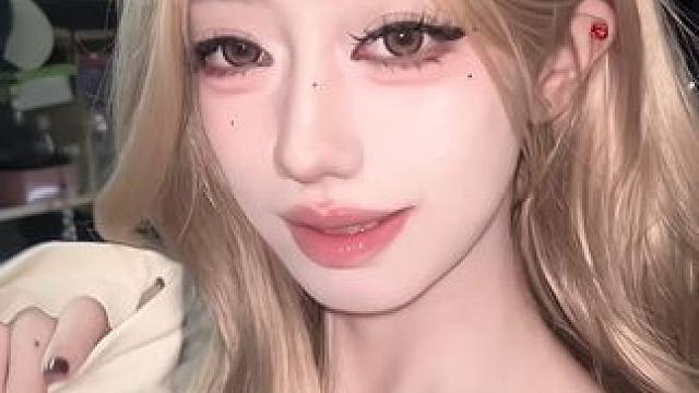 女神降临…#金发 #洋娃娃 #对口型#aoa短裙#姐姐