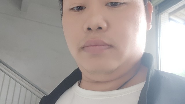 户外男神回来了