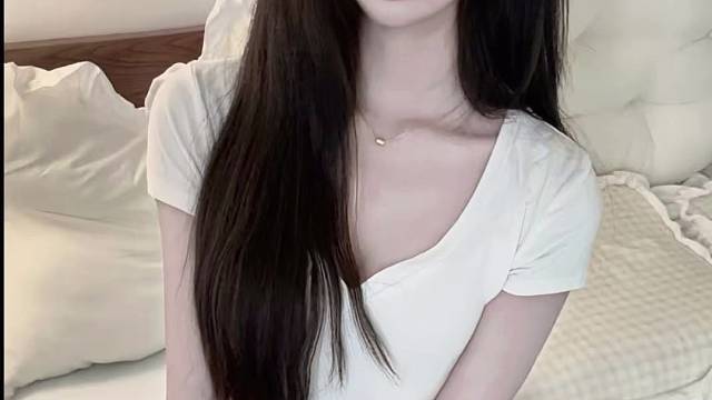 做不成谁的白月光 那就做自己的白月光>_<