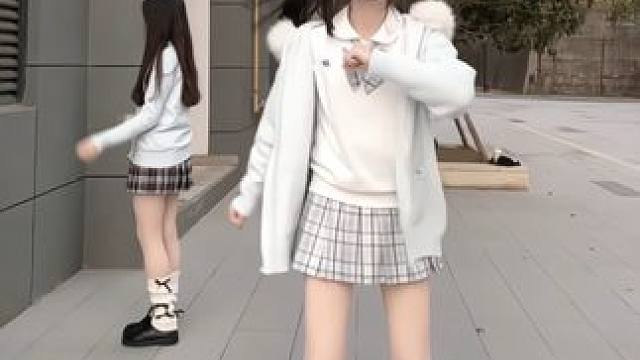 老大驾到举手投足我就是帅从头帅到脚趾间