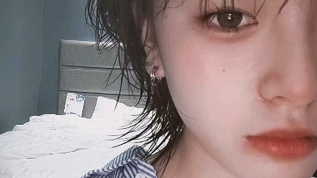 你的脖子真可爱，上面顶个猪脑袋