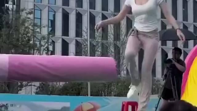 是个半糖，但不影响我出来。