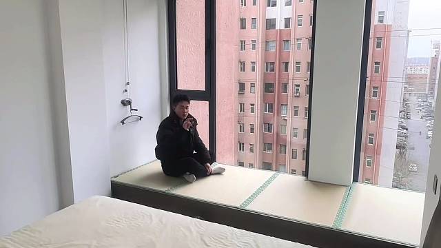 晚上睡觉都害怕掉下去