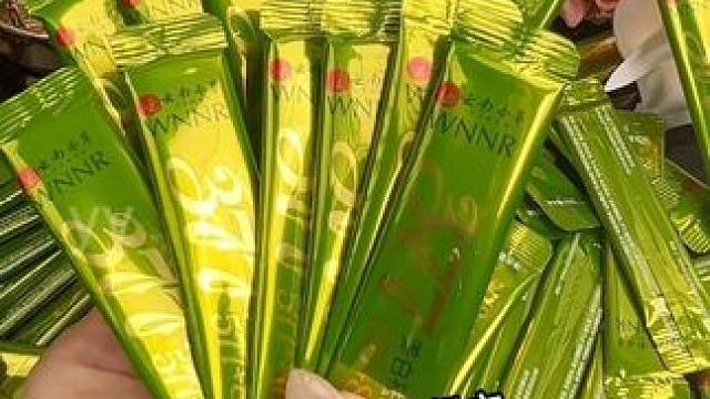 秋冬皮肤干燥粗糙，暗沉暗黄松垮斑点多的，你就涂这款美白淡斑乳，#美白淡斑#乳液#次抛乳液#抗皱紧致#