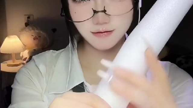 兮兮（广东省江门市蓬江区）