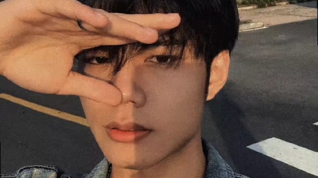 直播间黑的伸手不见我了