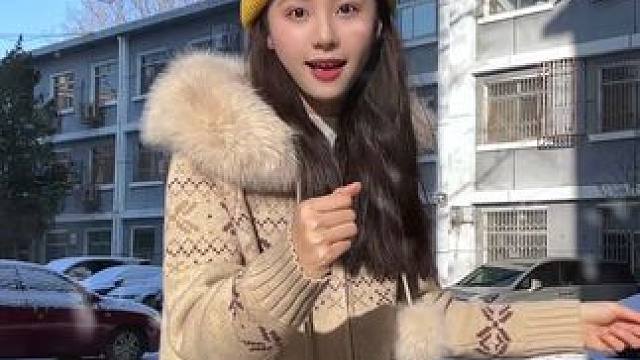 珠宝肢体不协调 珠宝尽力了‍♀️
#用我的方式体验北京初雪 #北京下雪 #初雪