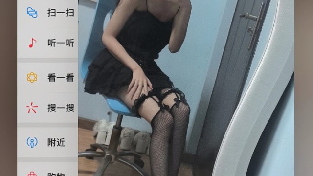 在无数次落差中我逐渐麻木直到某一天再也不期待幸福的出现。