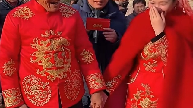 金钱乱了辈分[捂脸]