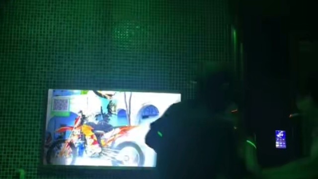 肖阿声《动摇》