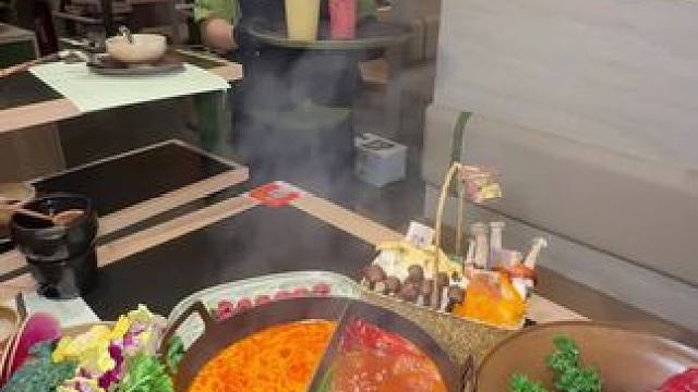 欢迎收看南昌探店博主约朋友吃69代100山缓缓一天vlog #南昌美食 #山缓缓 #日常vlog #