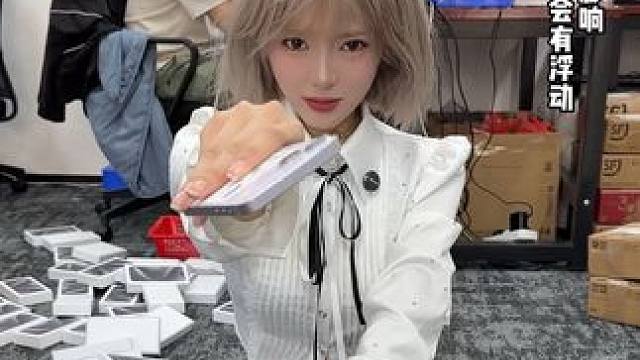 小梦又开始戏精卖手机来了#数码科技 #手机数码 #iphone #精品二手手机 #戏精