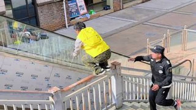 外卖员的高光时刻！