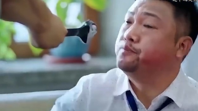 这哥们确实是个人才。