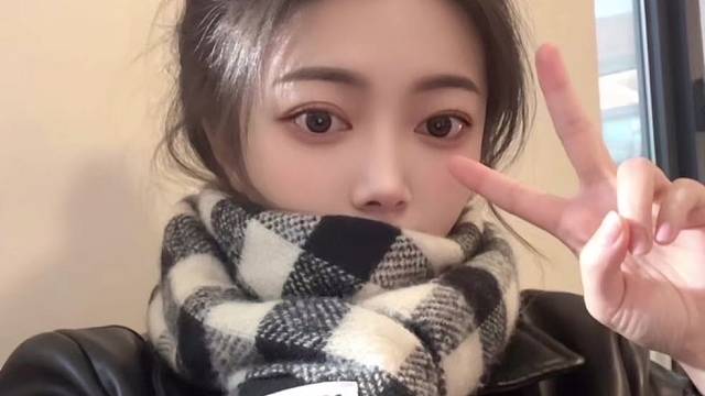 我只是想要一个草莓蛋糕 不是草莓 也不是蛋糕 算了 你根本不会懂