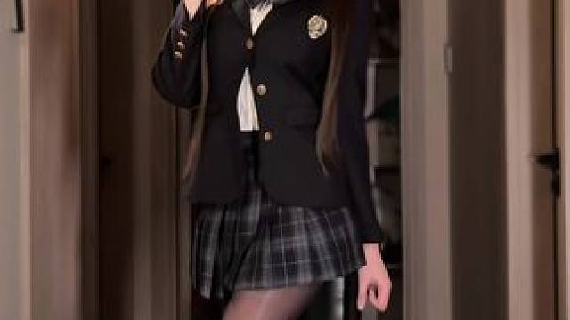 白丝只是过渡 黑丝才是归宿 #qq变装秀 #jk